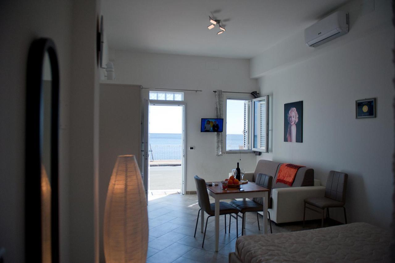 Taormina Holidays Giardini Naxos Ngoại thất bức ảnh